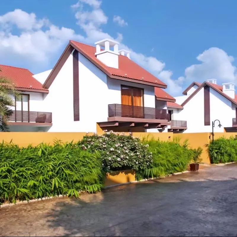 Luxurious Villa's