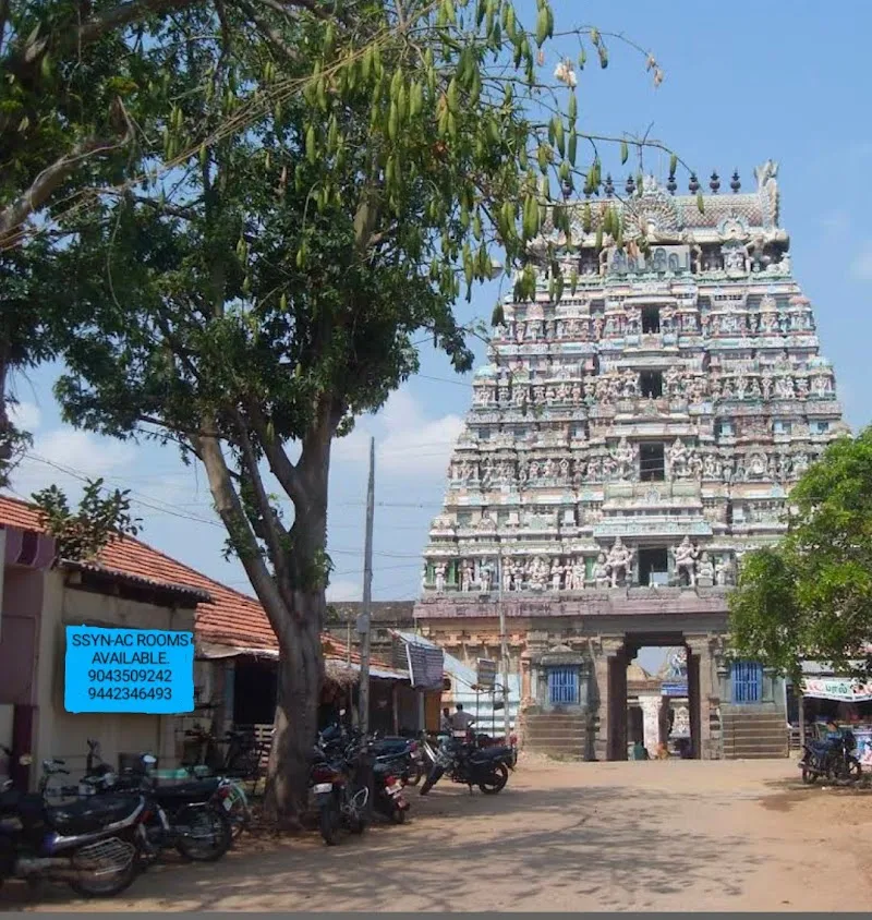 Sri Sai Yatri Nivas