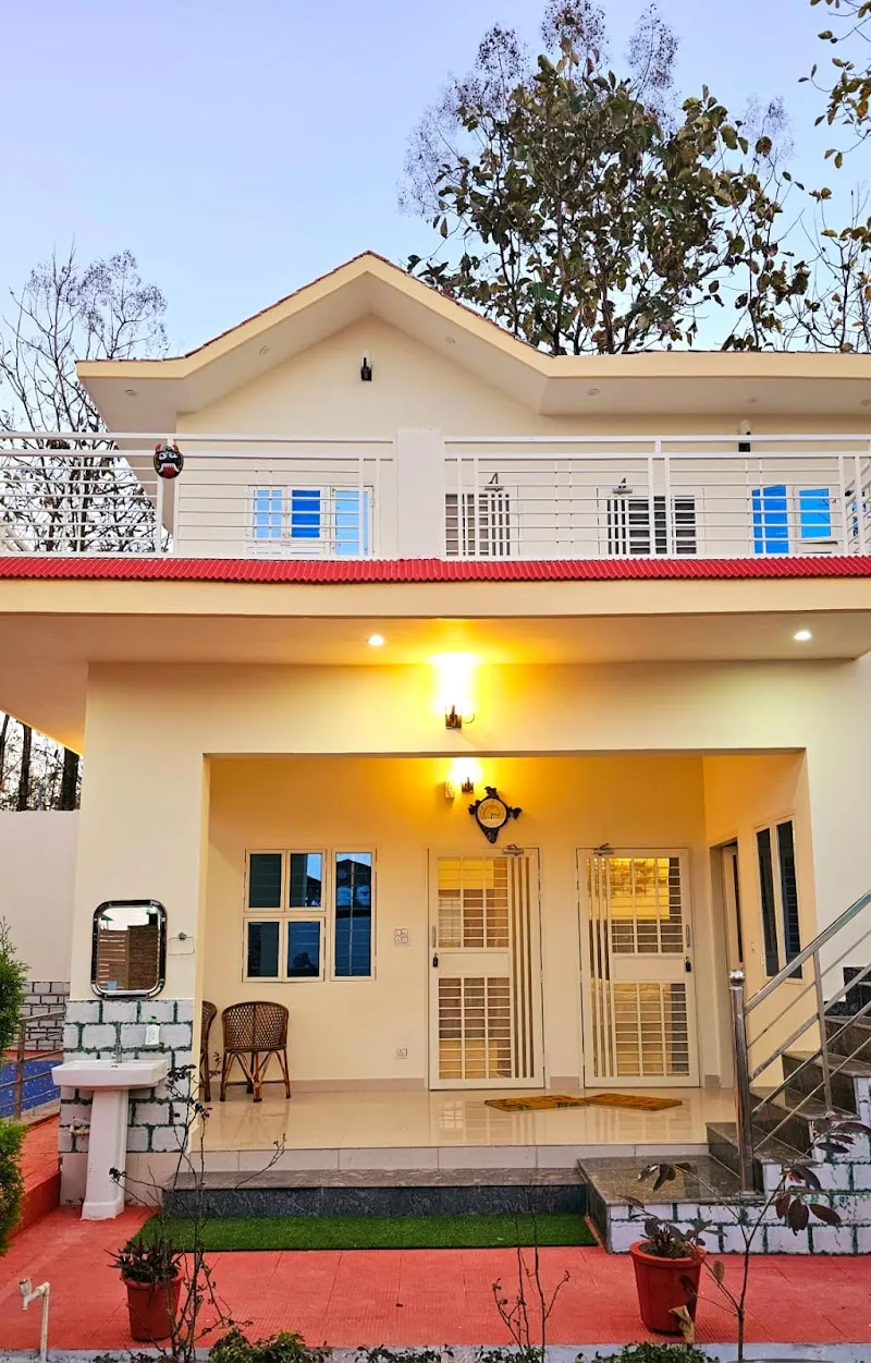 Stripes and Rosettes Homestay