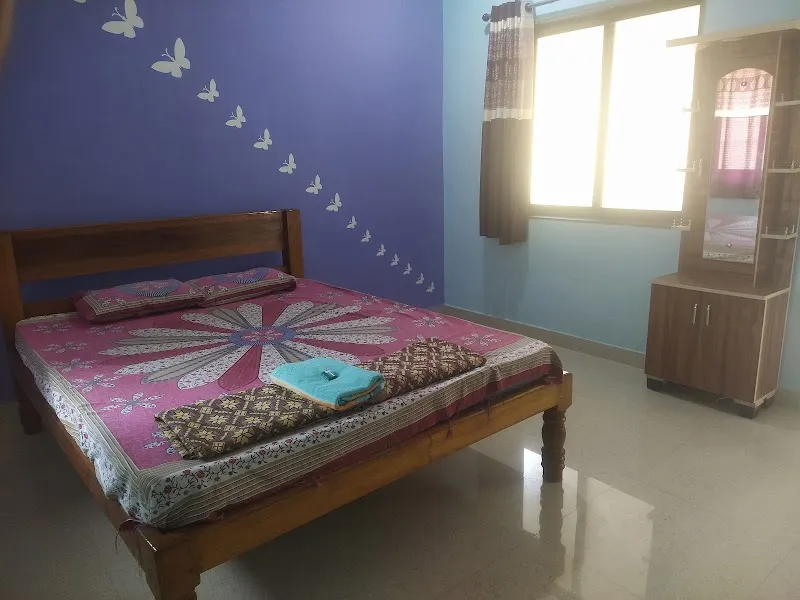 Yashika Home Stay
