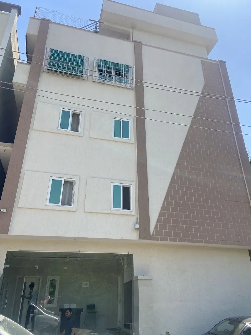 Ojas Deluxe paying guest shamshabad