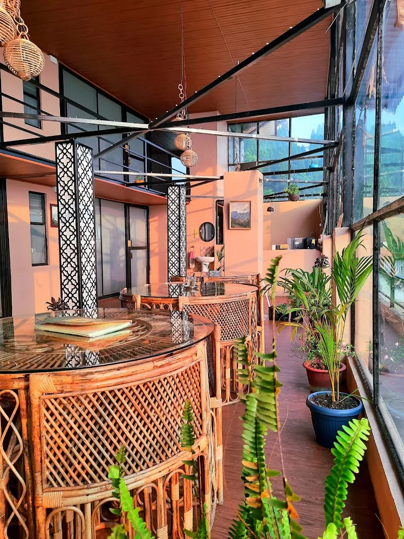 Sunita's Homestay and Cafe