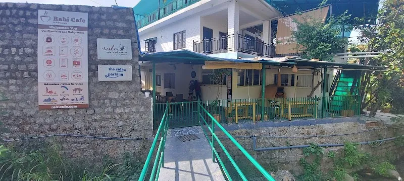 Masha Homestay