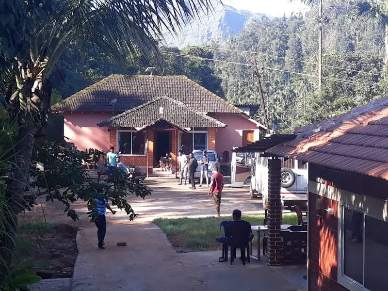 Misty Hut Homestay | Homestays near Chikkamagaluru | Homestays near mudigere