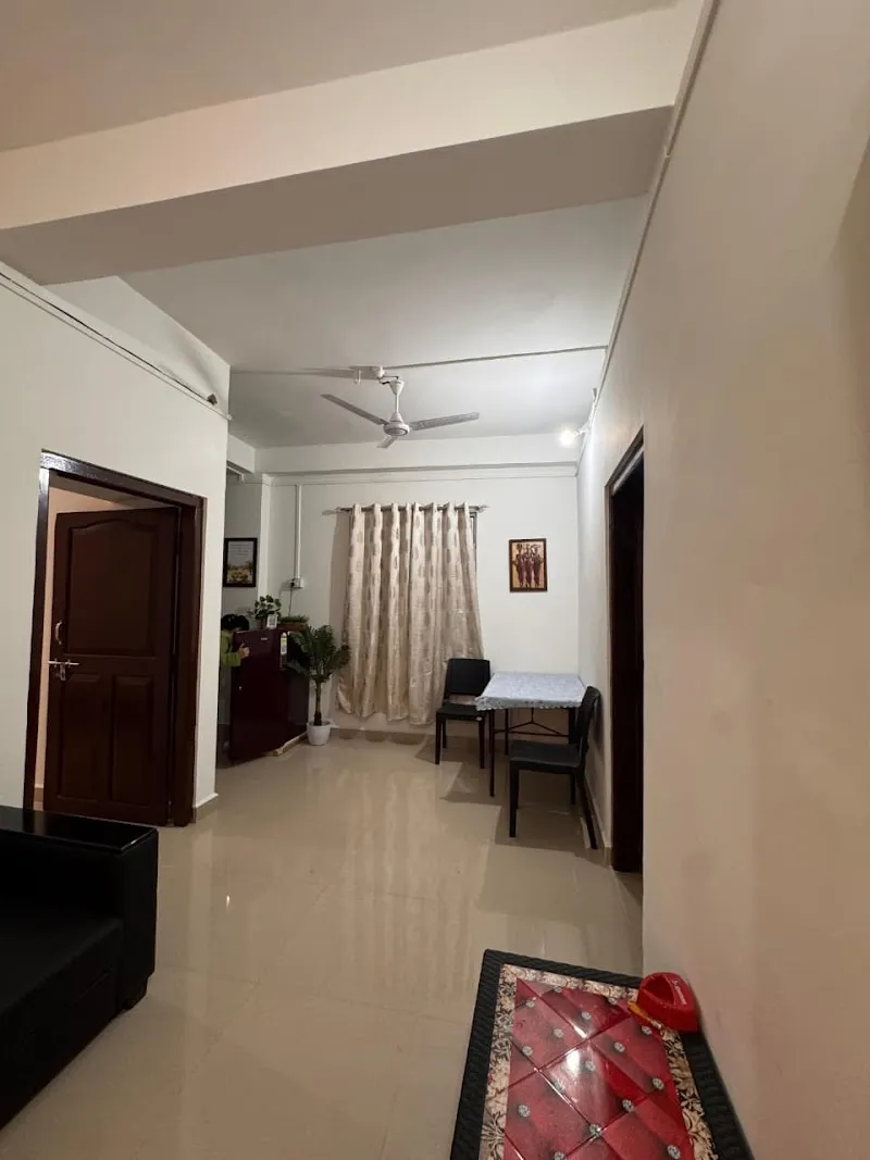Ren Guest House