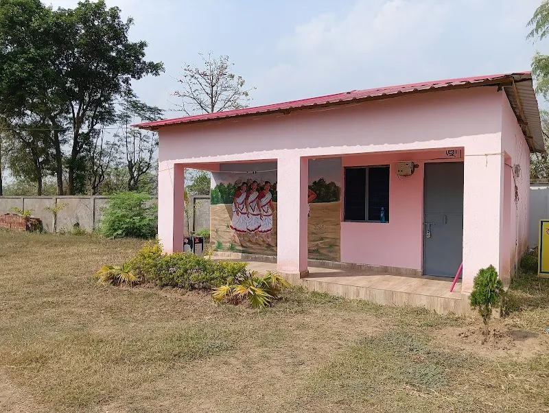 Chemtoburu Home Stay, Panri