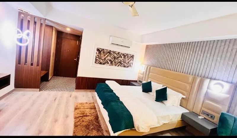 Jay sita ram home stay - Family Guest House in Krishna Nagar| Home Stay Near| Guest House Near me in Krishna Nagar Mathura