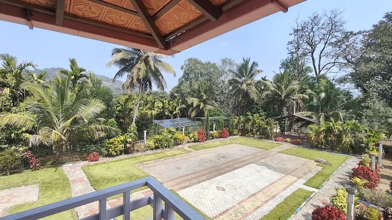 Elemane Retreats