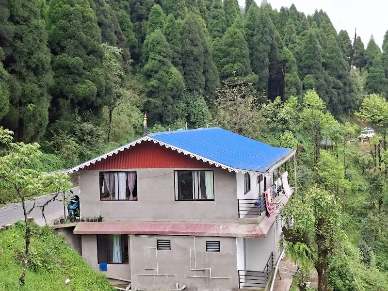 DUMFU HOMESTAY