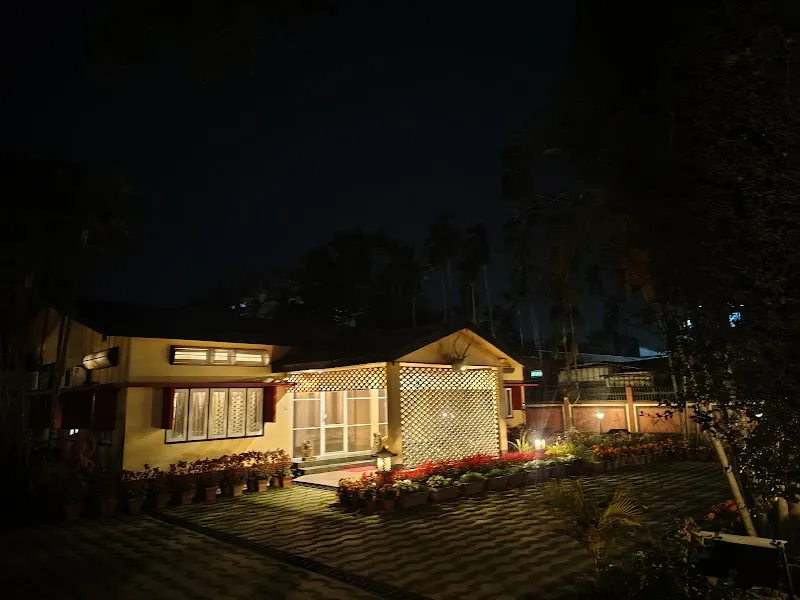 Zironee guest house SRD