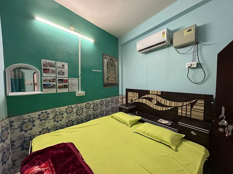 Jagdamba home stay