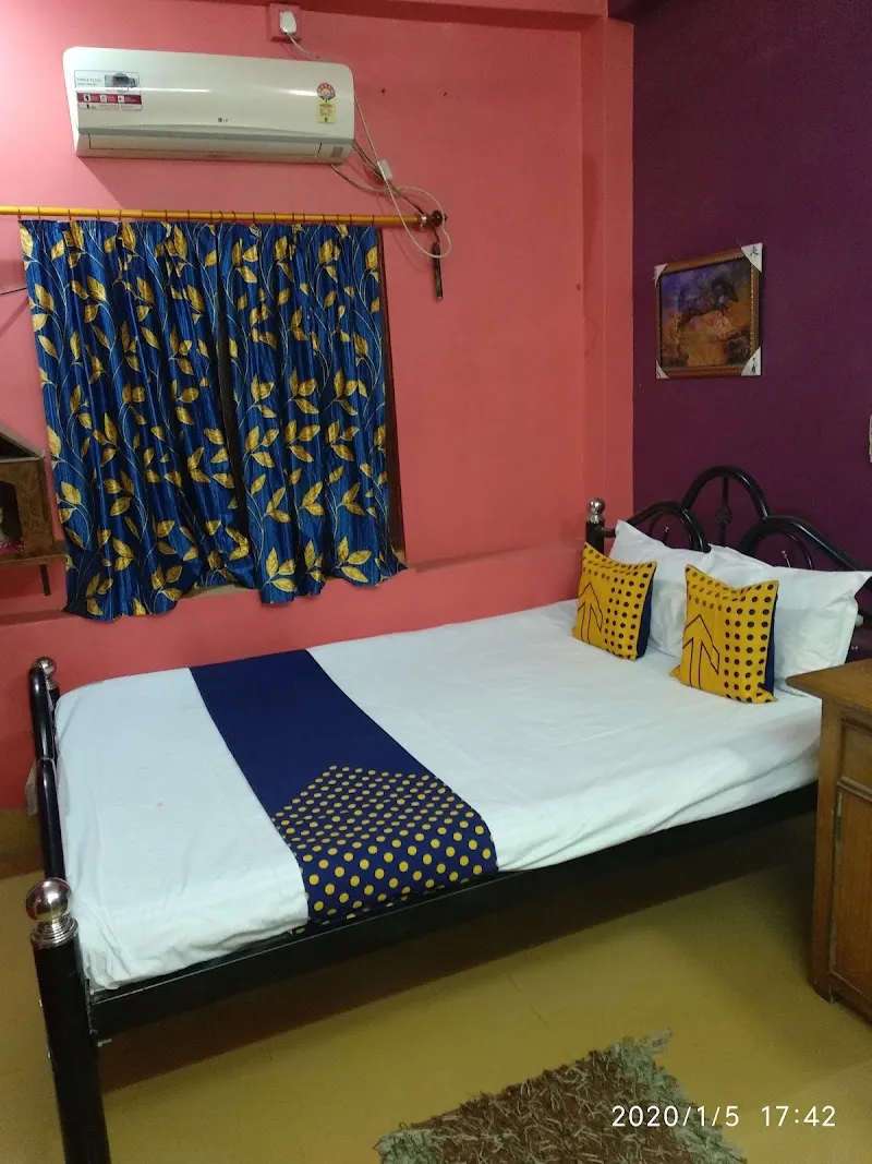 SPOT ON 67833 Jayasree Lodge