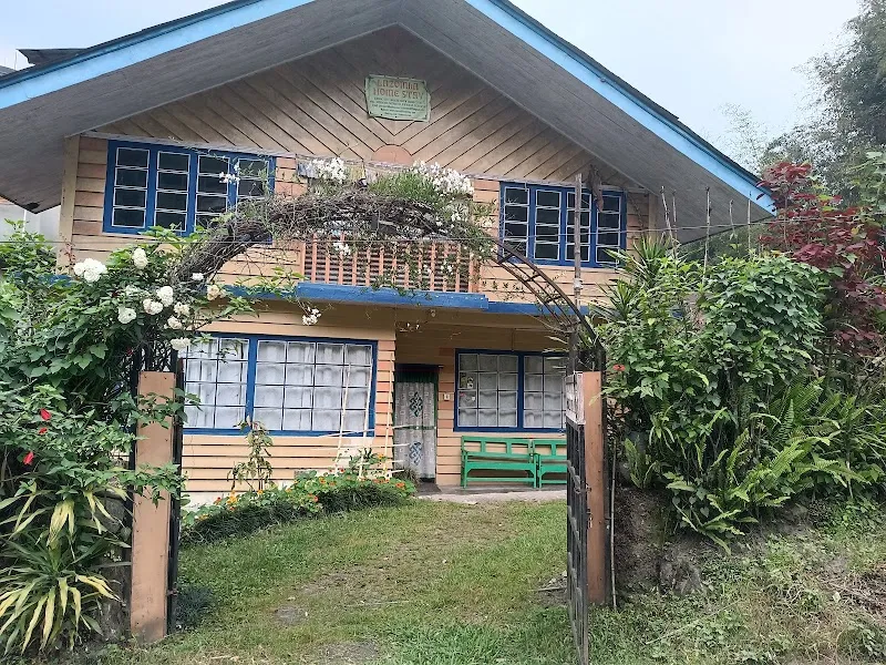 Lazomla Homestay