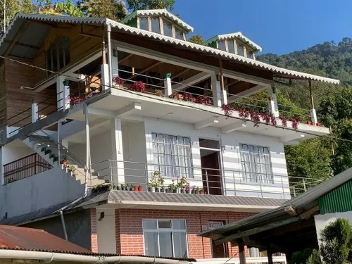 Queen's nest homestay