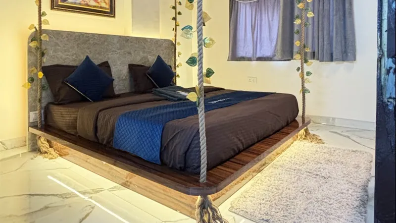 THEHRAV HOMESTAY