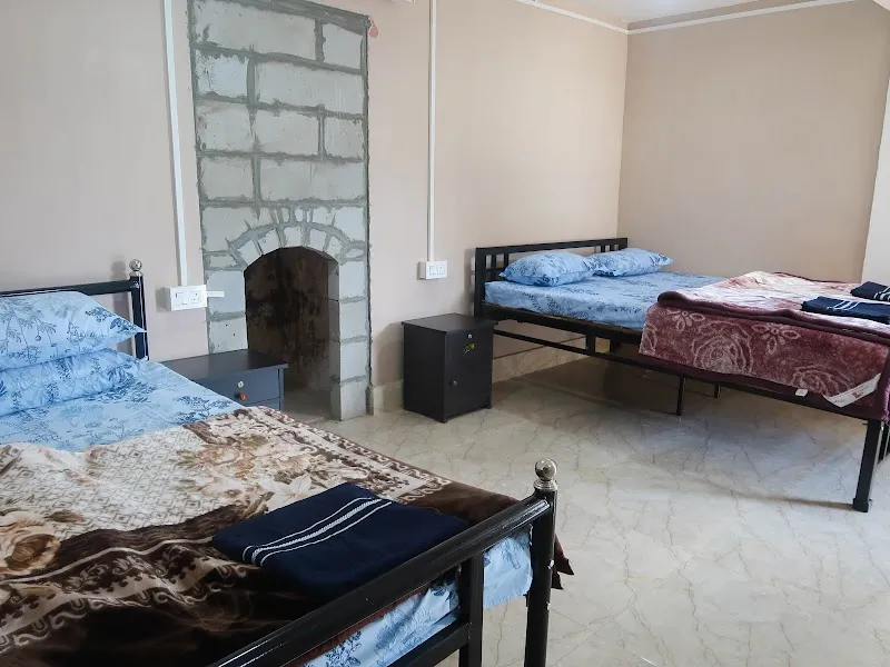Yellow Moon Homestay