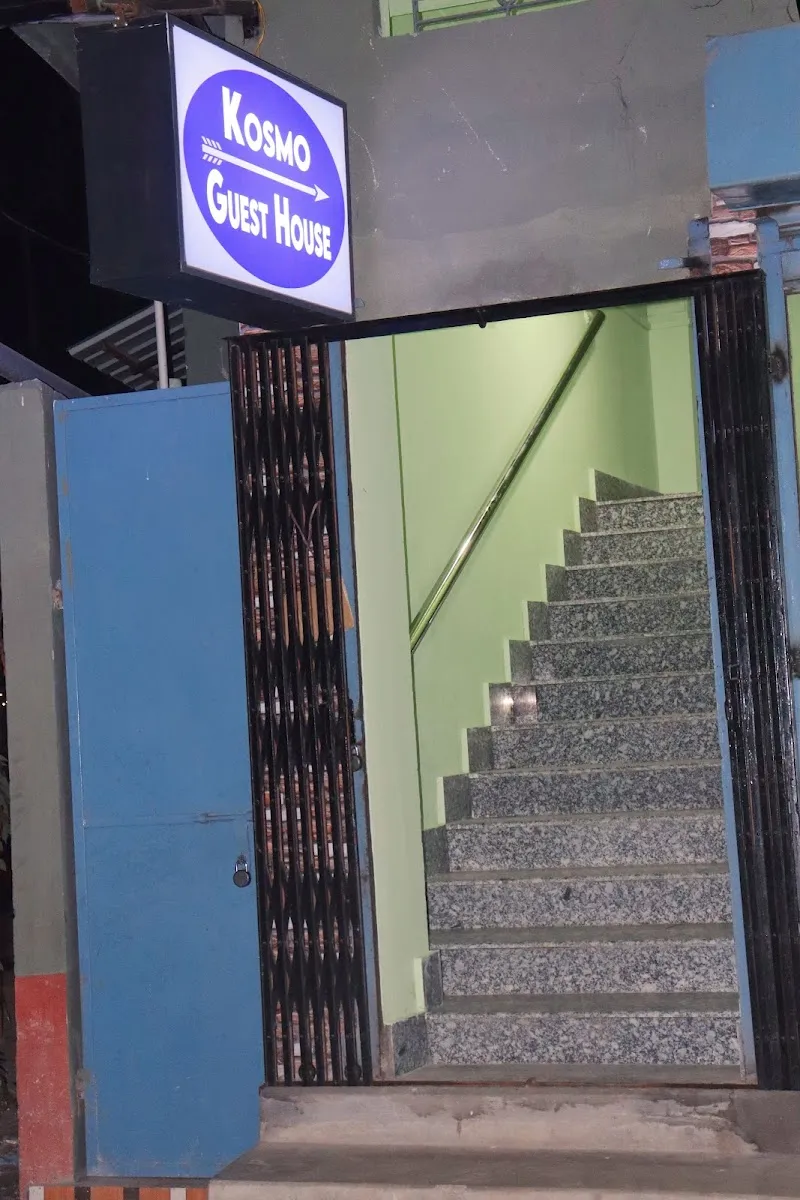 Kosmo Guest House