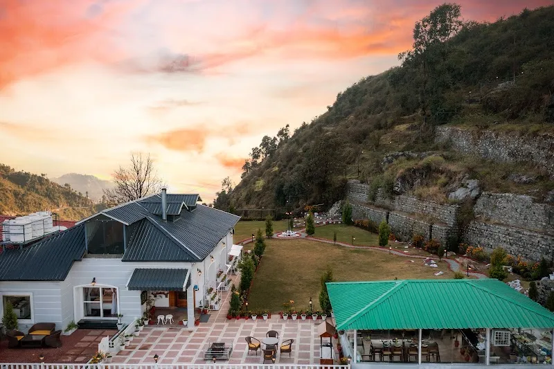 Barefoot Bungalow, Dhanaulti, amã Stays & Trails
