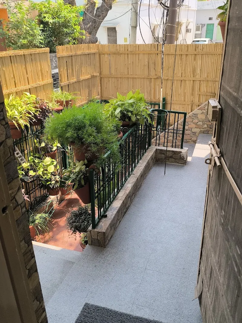 Lucknow Stays ( Airbnb Home Stay)