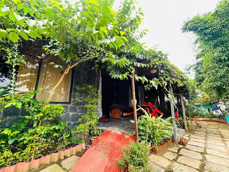 ISTAQBAL HOTEL MUKKI