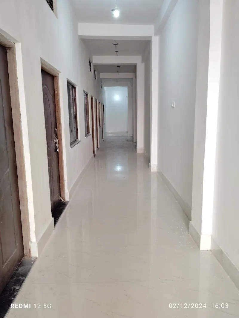 H I Nivaas -1BHK Room's for rent, Rooms for family And office ,attach with bathroom and kitchen