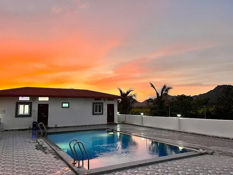 Bhavani Resorts