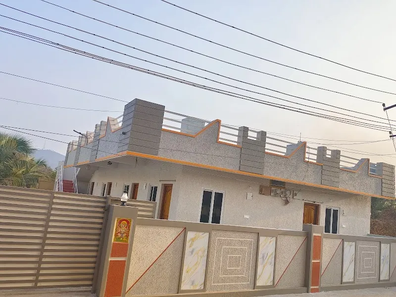 Trinetra Home Stay